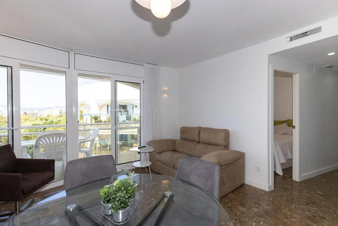 Uhc Balis Family Apartments Cambrils